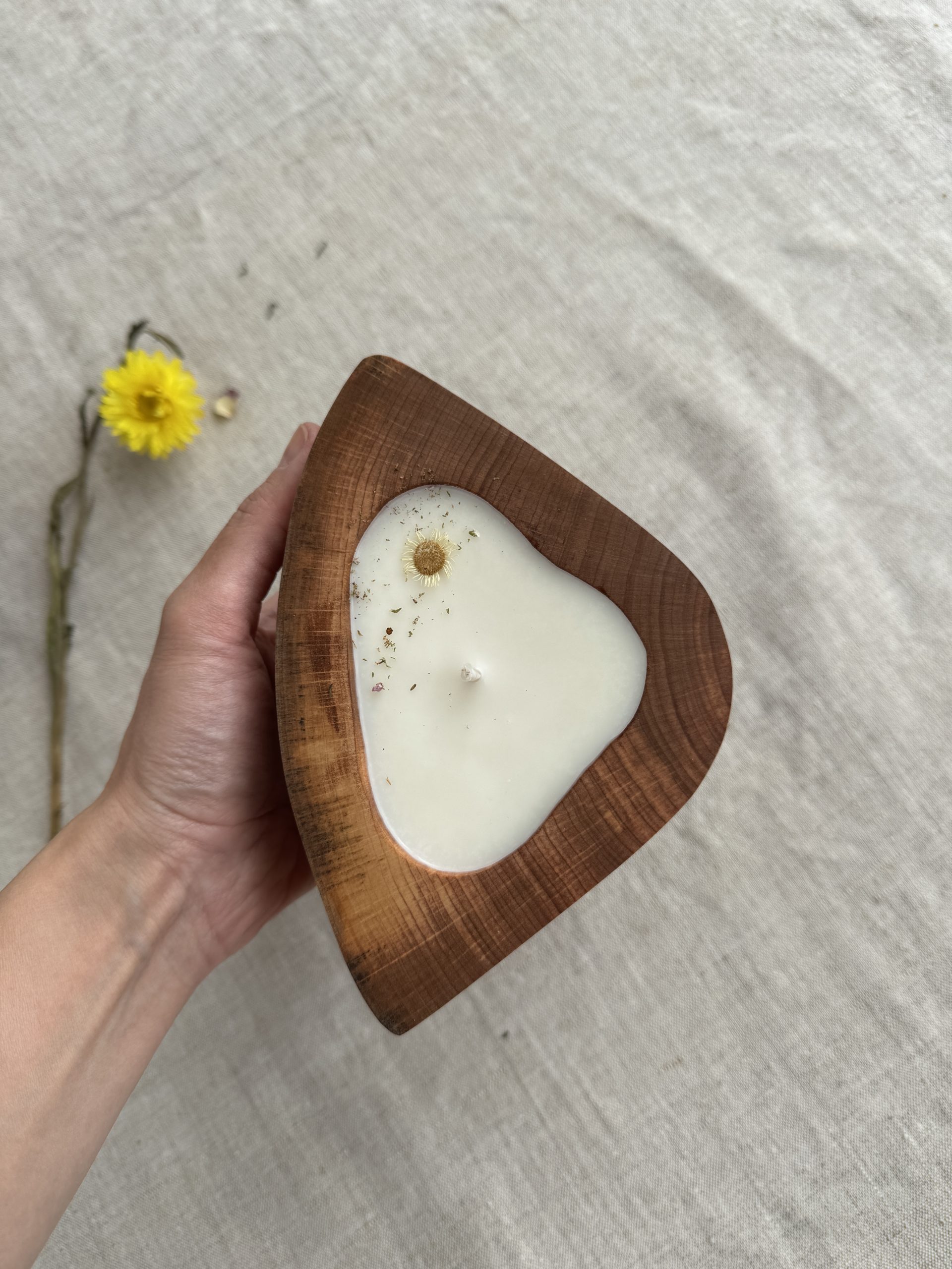 Wooden Candle in Red Adler - Image 4