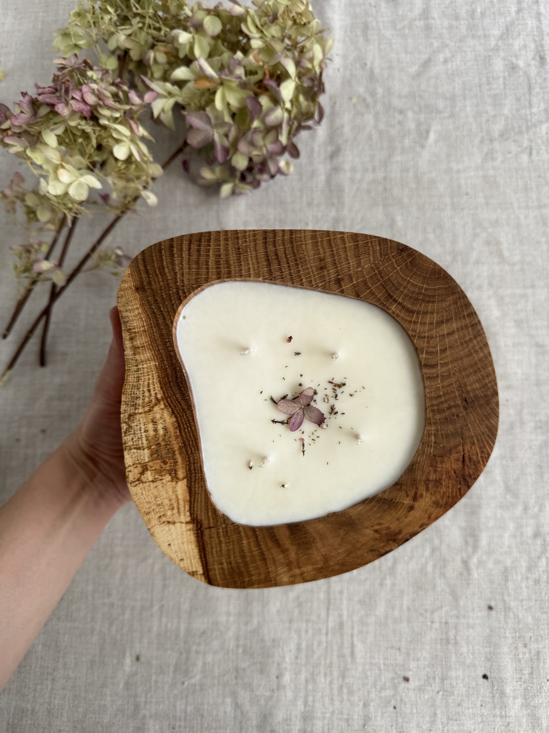 Oak Jasmine Bloom Candle - Image 5