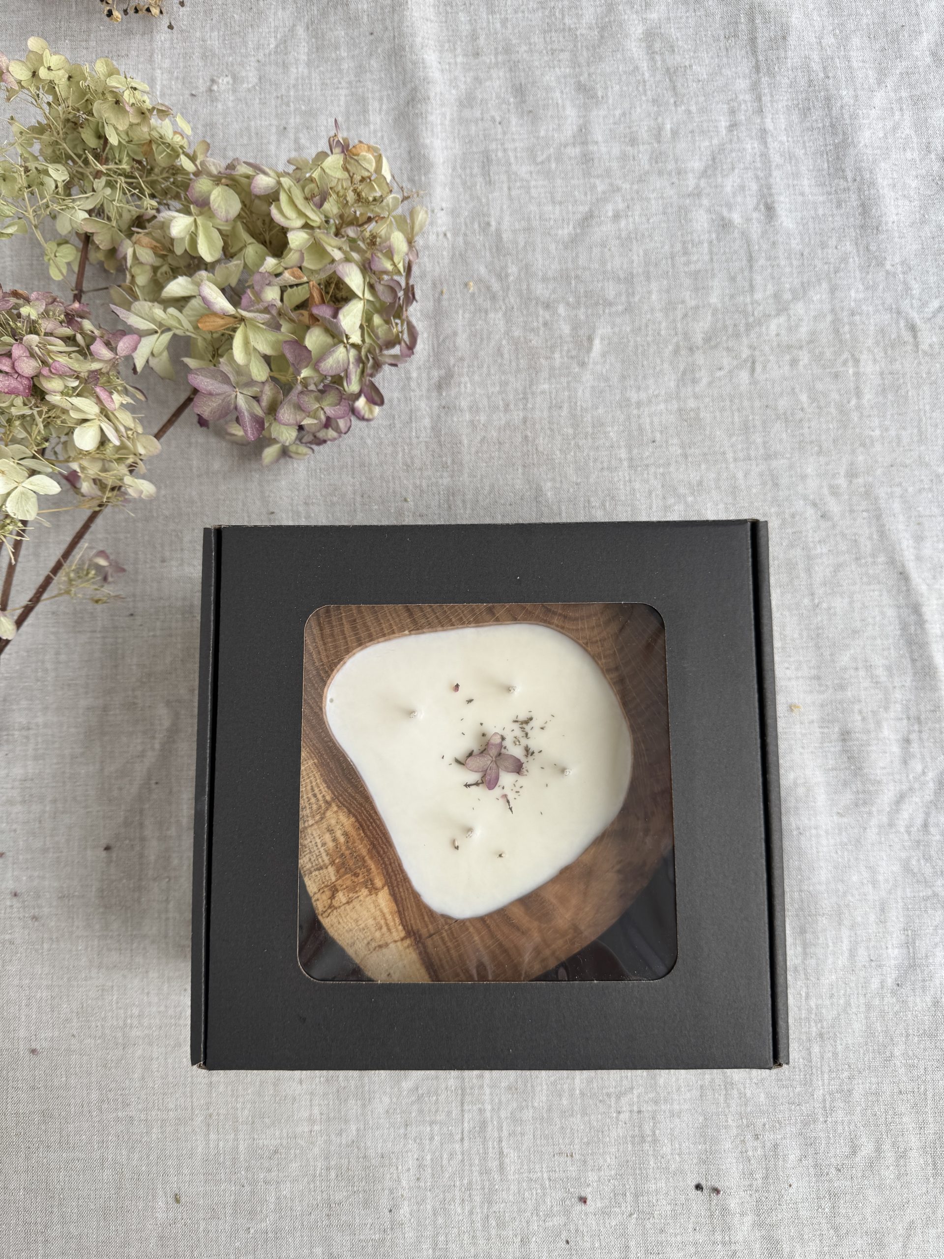 Oak Jasmine Bloom Candle - Image 6