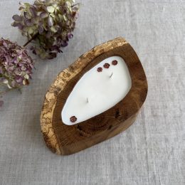 Handmade unscented oak wood soy candle with rustic natural design