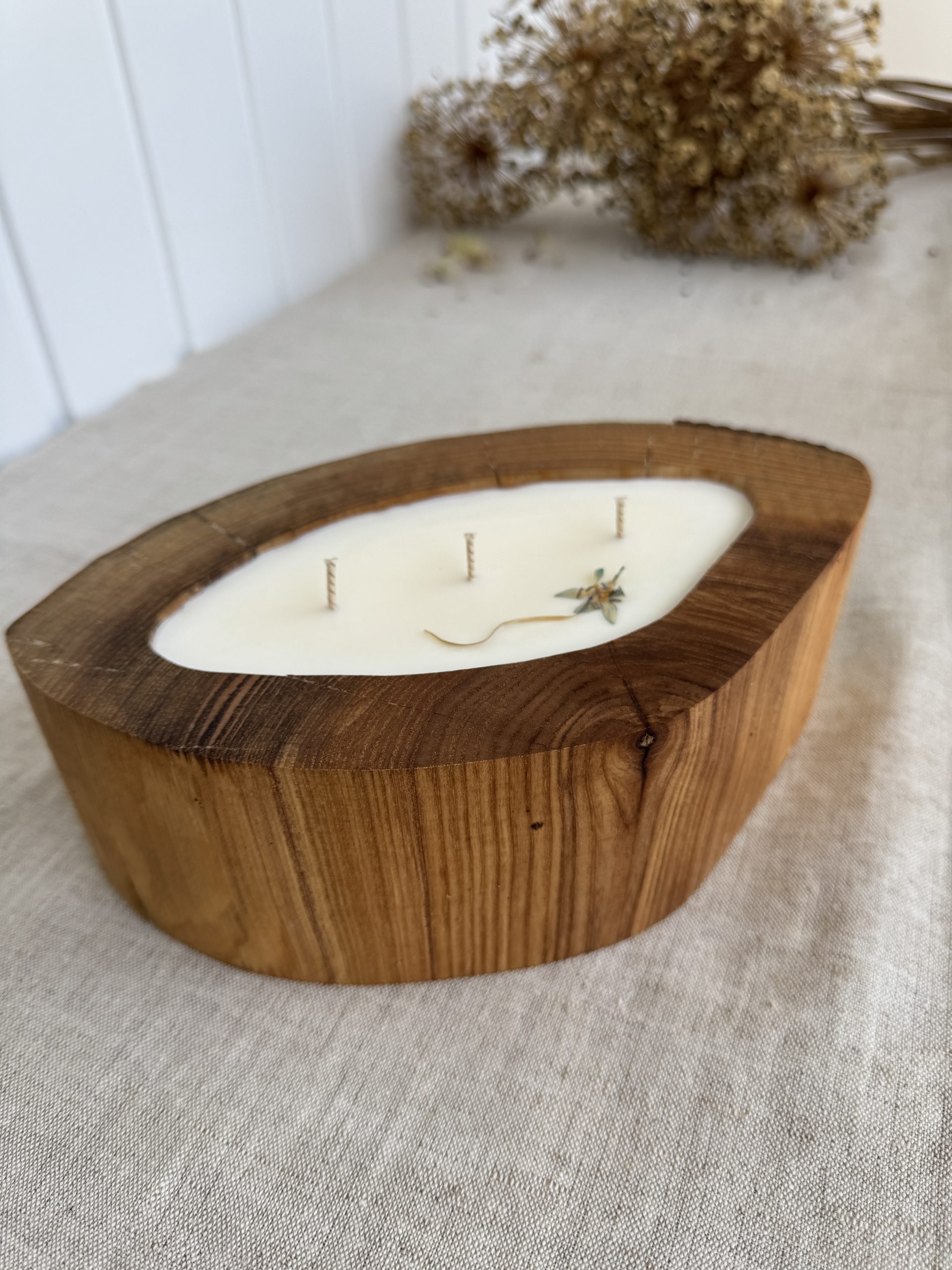 Ash Siena Aura Candle - Image 4