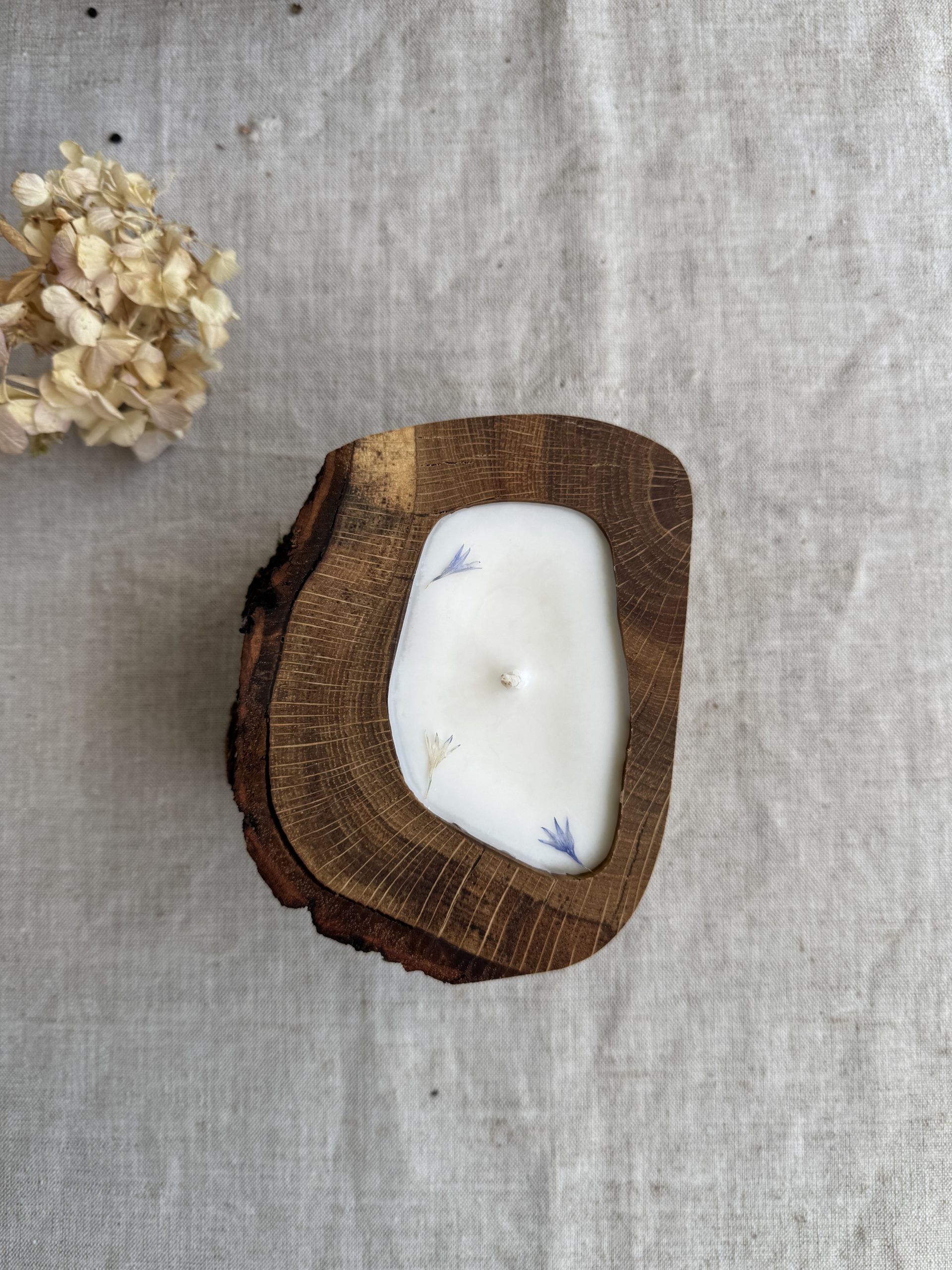 Oak Peony Whisper Candle - Image 3