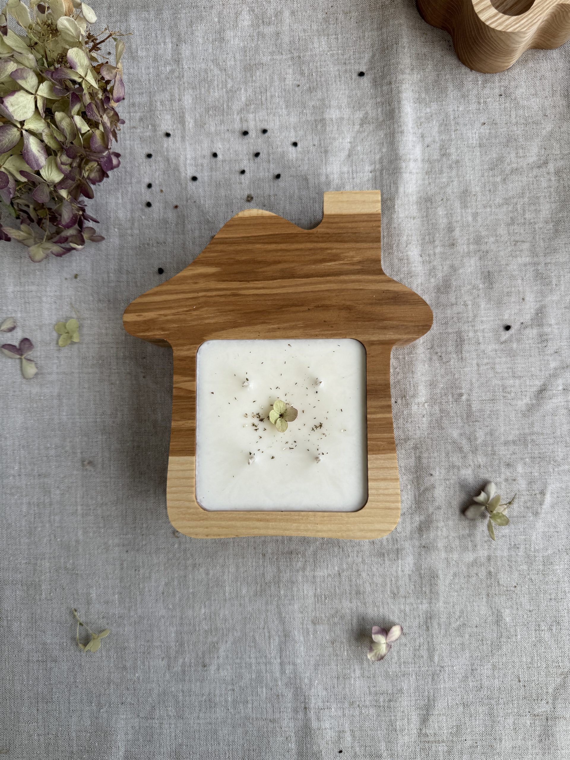 Jasmine Hearth Wood Candle