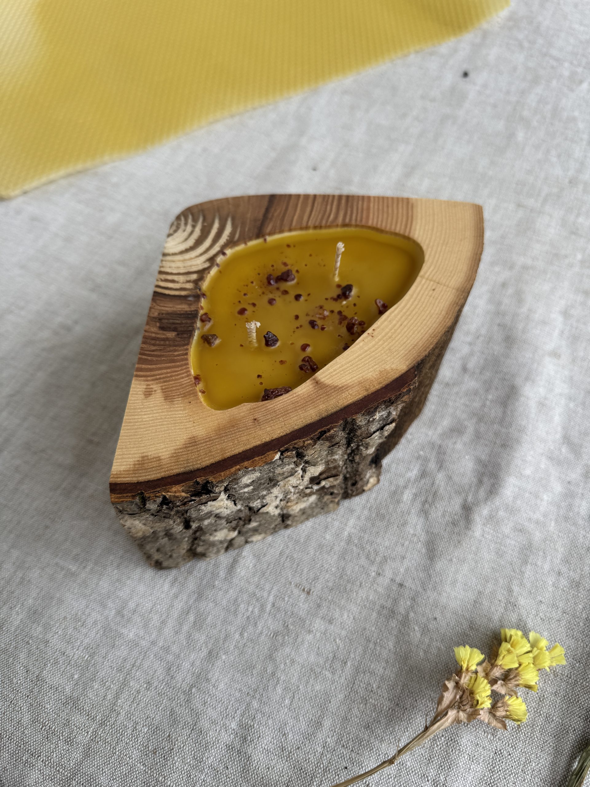 Ash Forest Beeswax Candle - Image 3