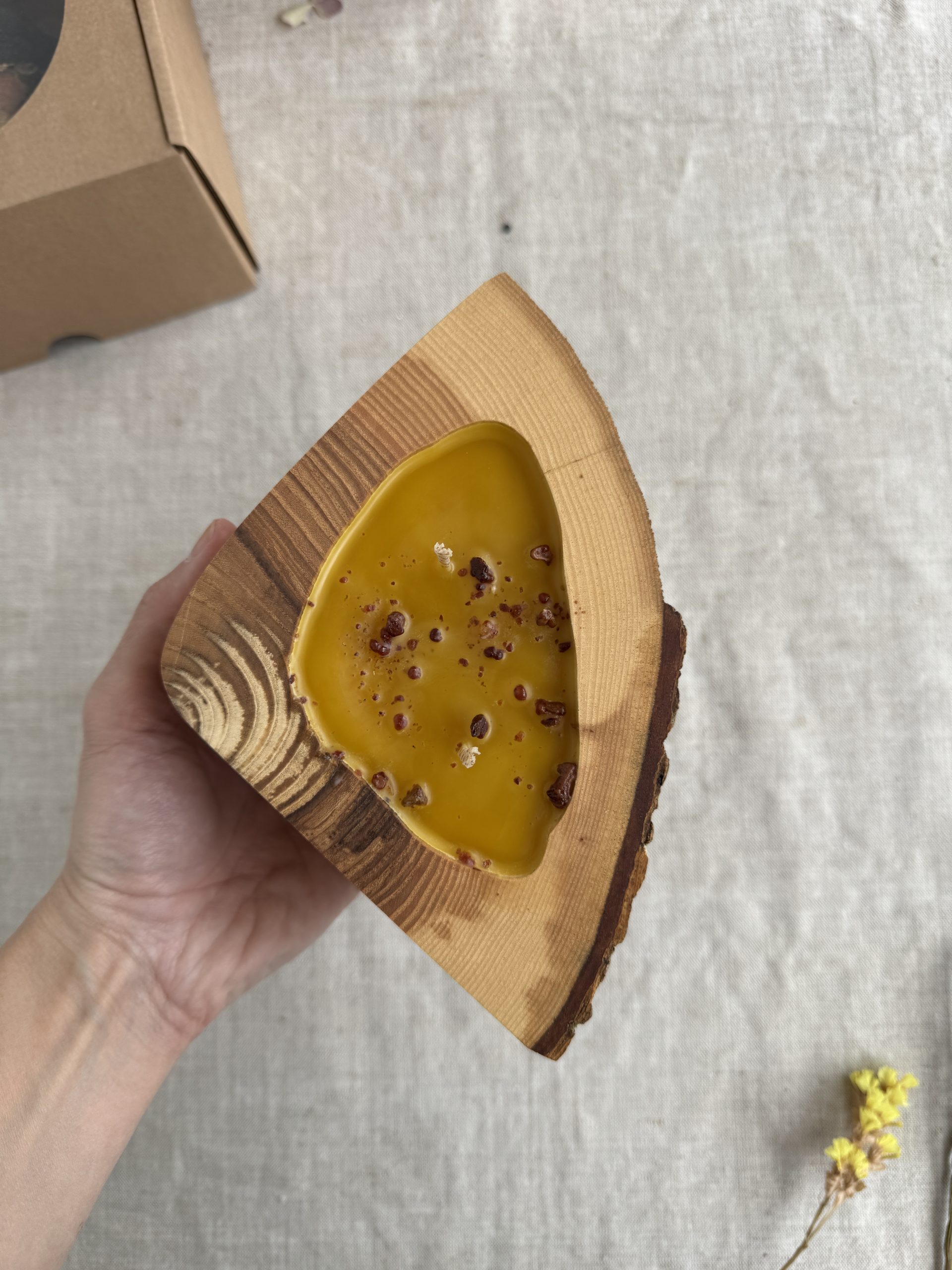 Ash Forest Beeswax Candle - Image 4