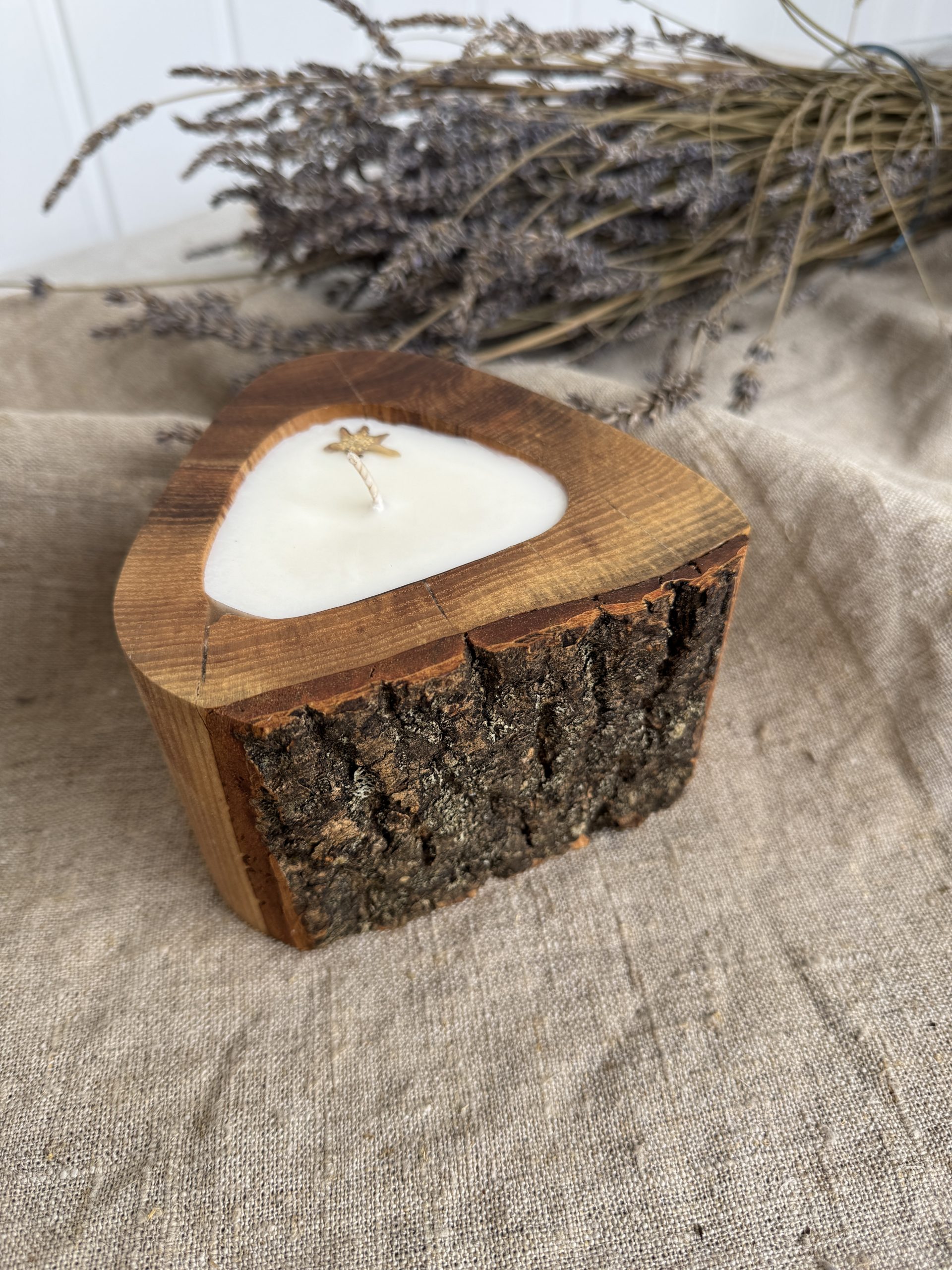 Vanilla Ash Wood Candle - Image 4